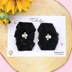 Black sandals with beads