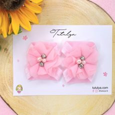 Pink sandals with beads