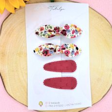 Red barrettes set