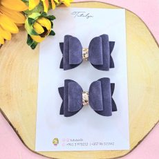 Set of 2 velvet barrettes