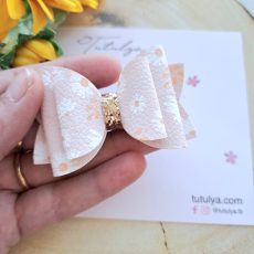Floral bow