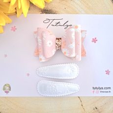 Set of floral daisy bow with 2 white snaps
