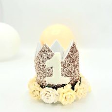 Gold birthday crown with flowers