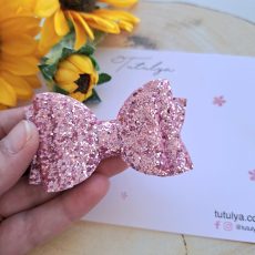 Pink glitter bow