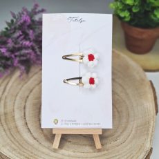 Cream/Red Crochet Snaps
