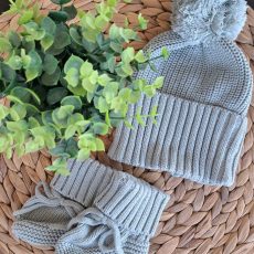 Organic Cotton Baby Hat & Booties Set – Sage